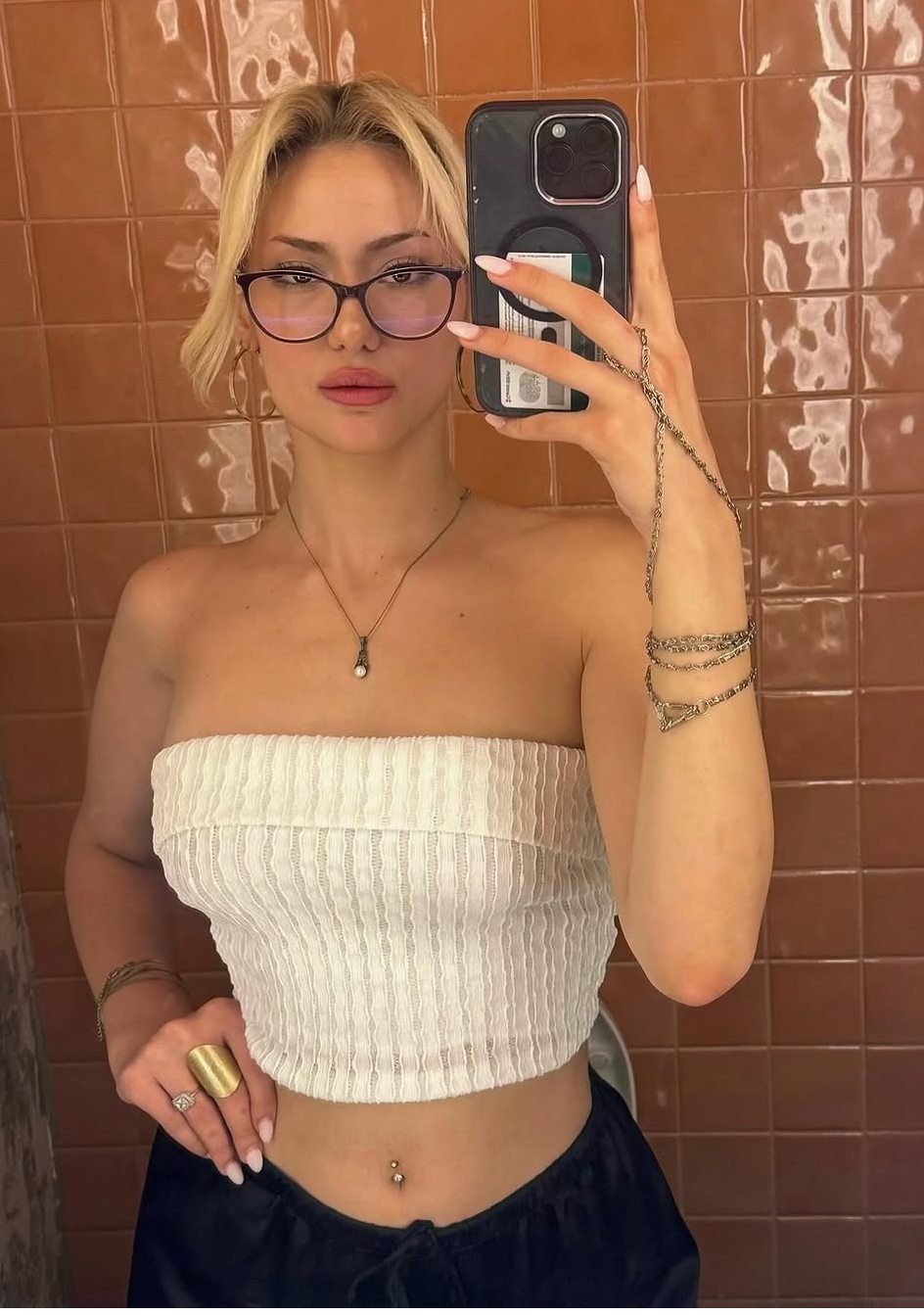 Karacaali Eğlenceli Partner Escort Nazım