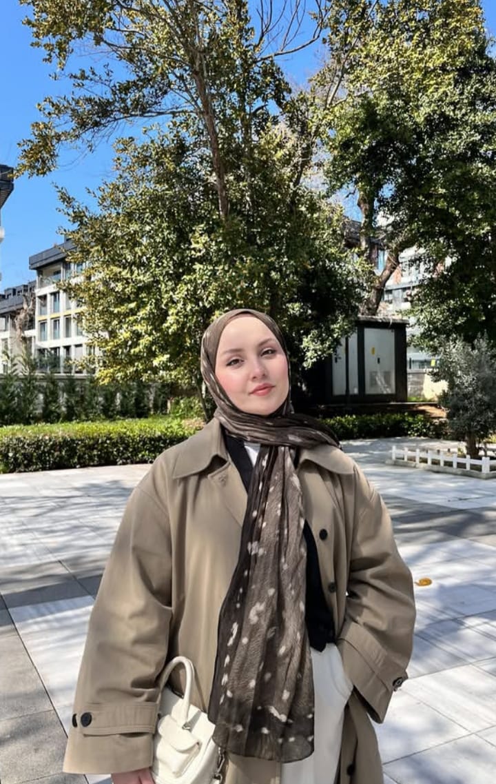 Çiftlik Dinamik Partner Escort Bayan Mina