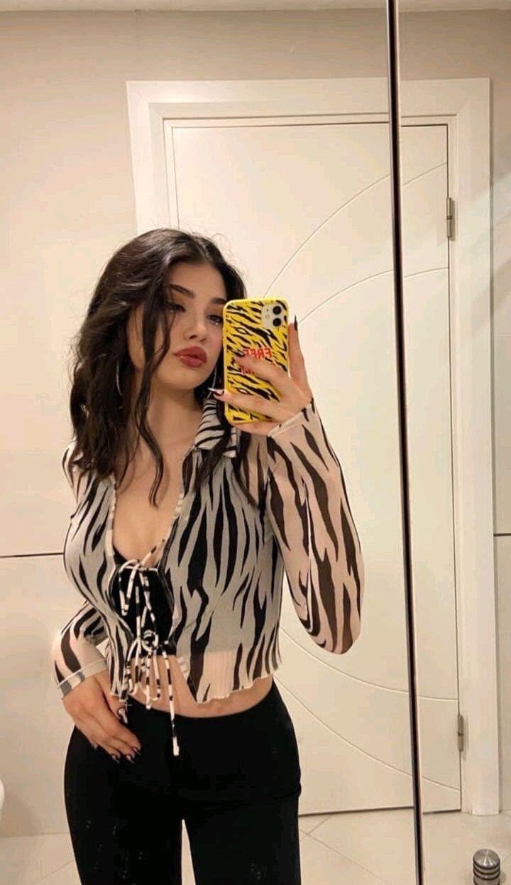Arıklı Zengin Escort Aline